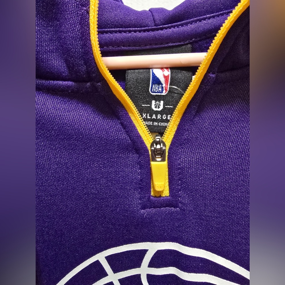 Los Angeles Lakers Pullover Hoodie Size XL NWT - Picture 5 of 8